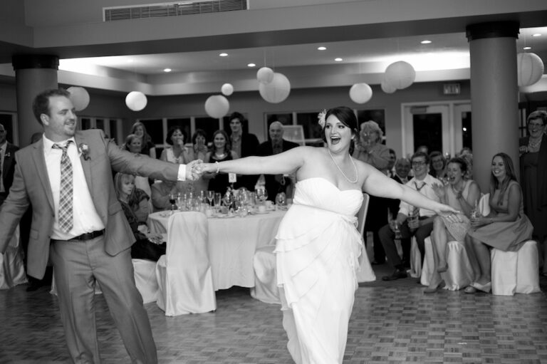 Cristina + Scott – Carleton Golf and Yacht Club, Manotick