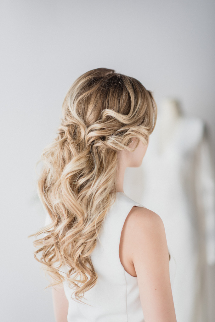  Tips for Perfect Wedding Day Hair by Ladylyn Gool and Jenn Kavanagh Photography