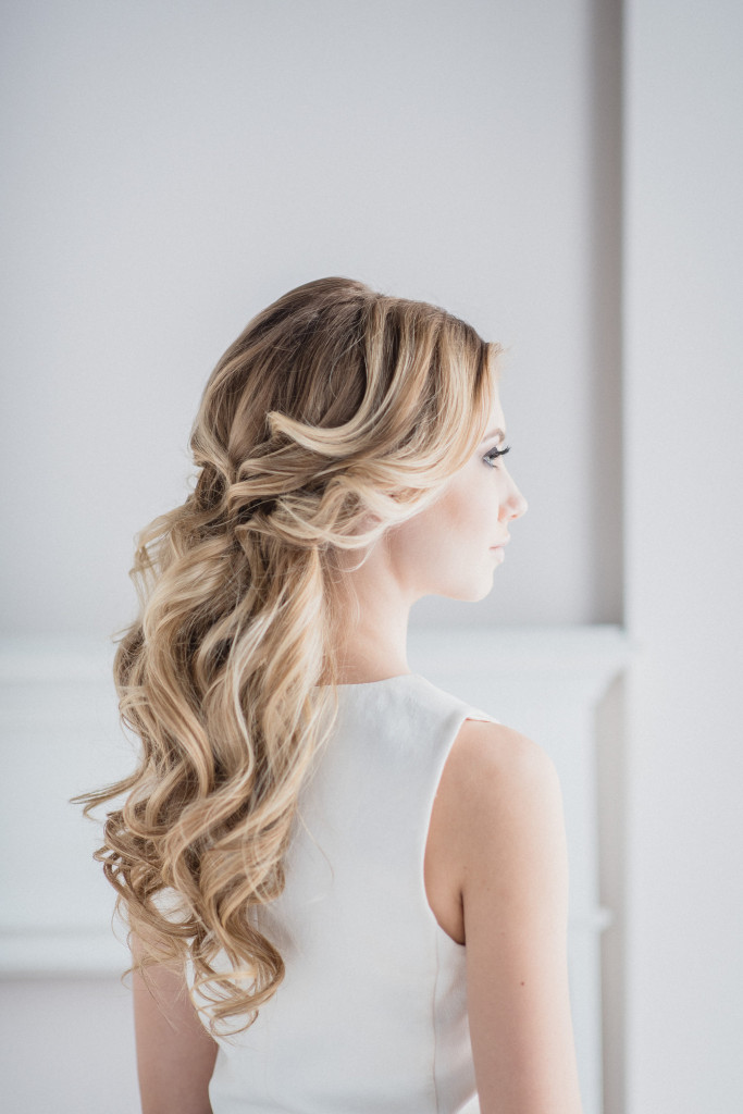  Tips for Perfect Wedding Day Hair by Ladylyn Gool and Jenn Kavanagh Photography