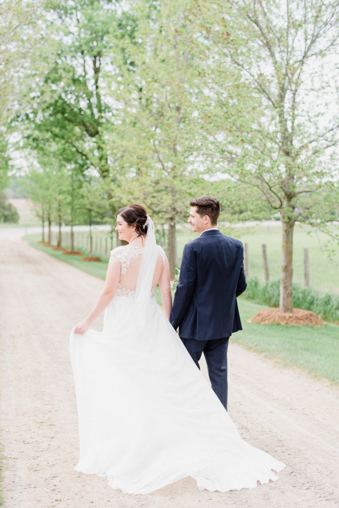 Springtime Cambium Farms wedding photographed by Jenn Kavanagh Photography