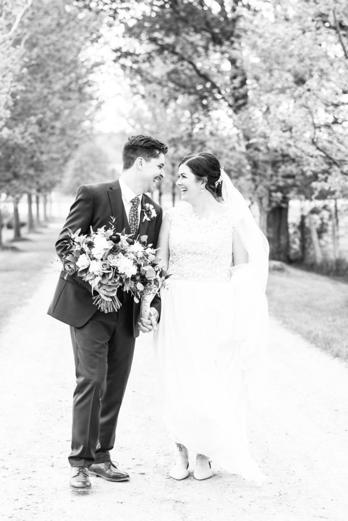 Cambium Farms Caledon barn wedding photographed by Jenn Kavanagh Photography