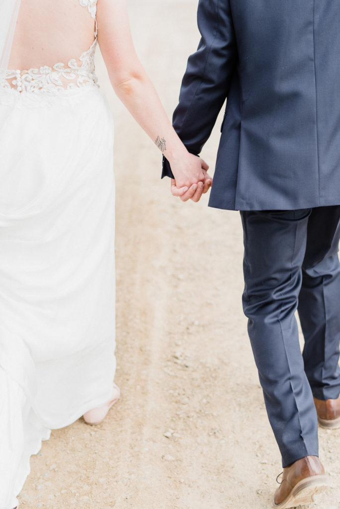 Cambium Farms Caledon barn wedding photographed by Jenn Kavanagh Photography