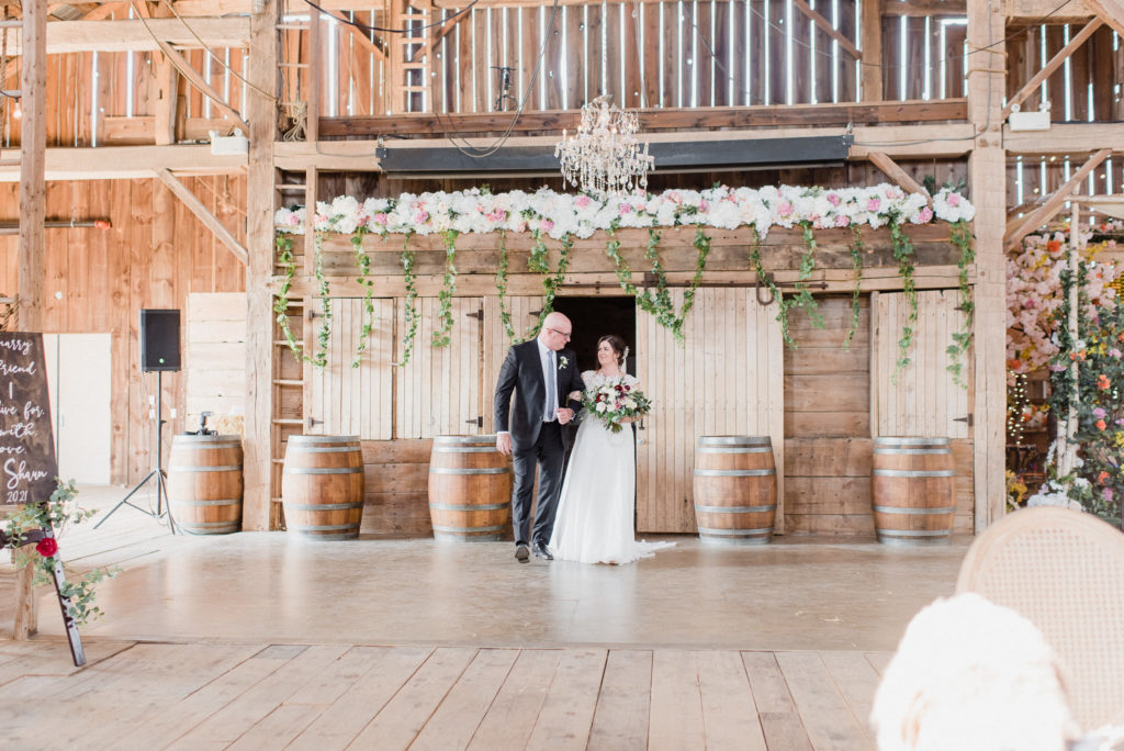 Micro Wedding Ceremony photographed by Jenn Kavanagh Photography
