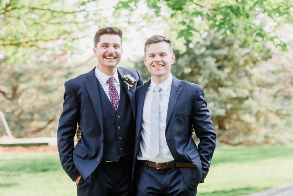 Micro Wedding photographed by Jenn Kavanagh Photography