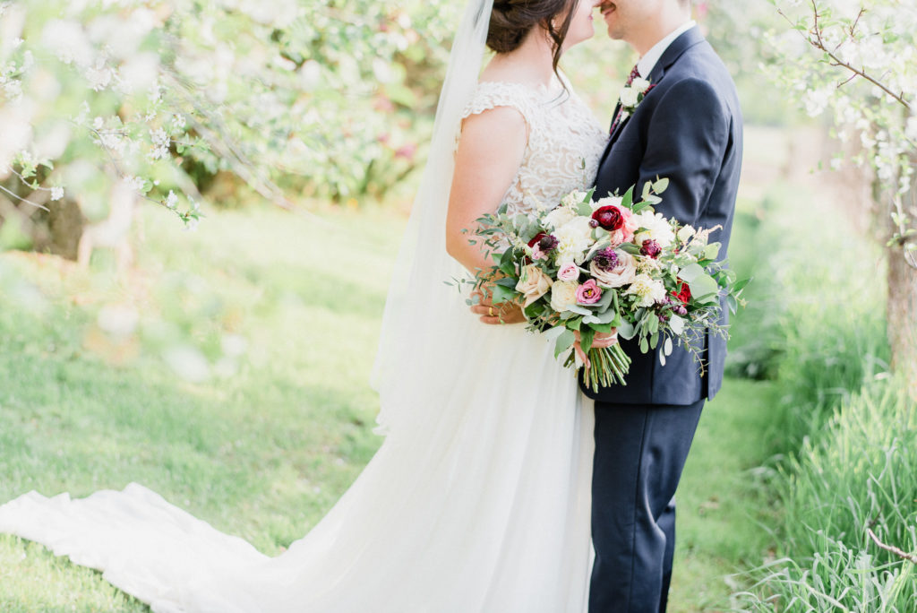 May wedding at Cambium Farm by Jenn Kavanagh Photography